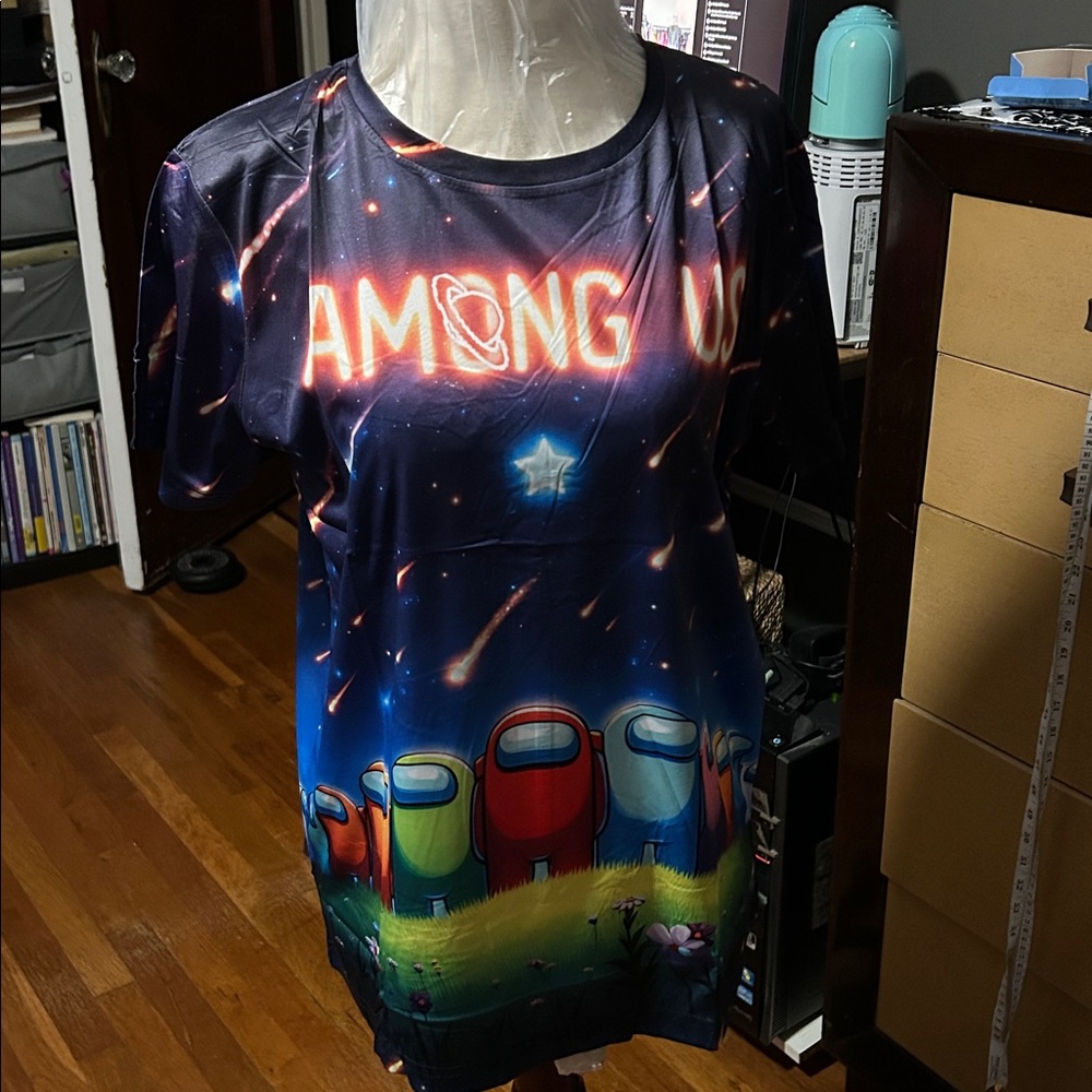 Junior boy print  t op size nwot size xxl